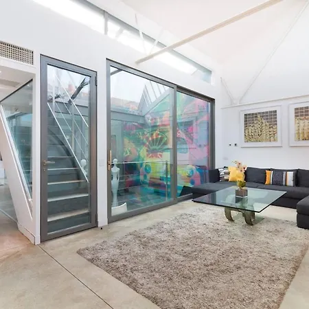 Presidential Loft In The Design District