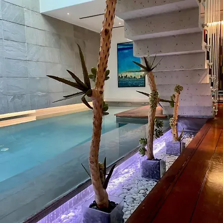 Presidential Loft In The Design District *